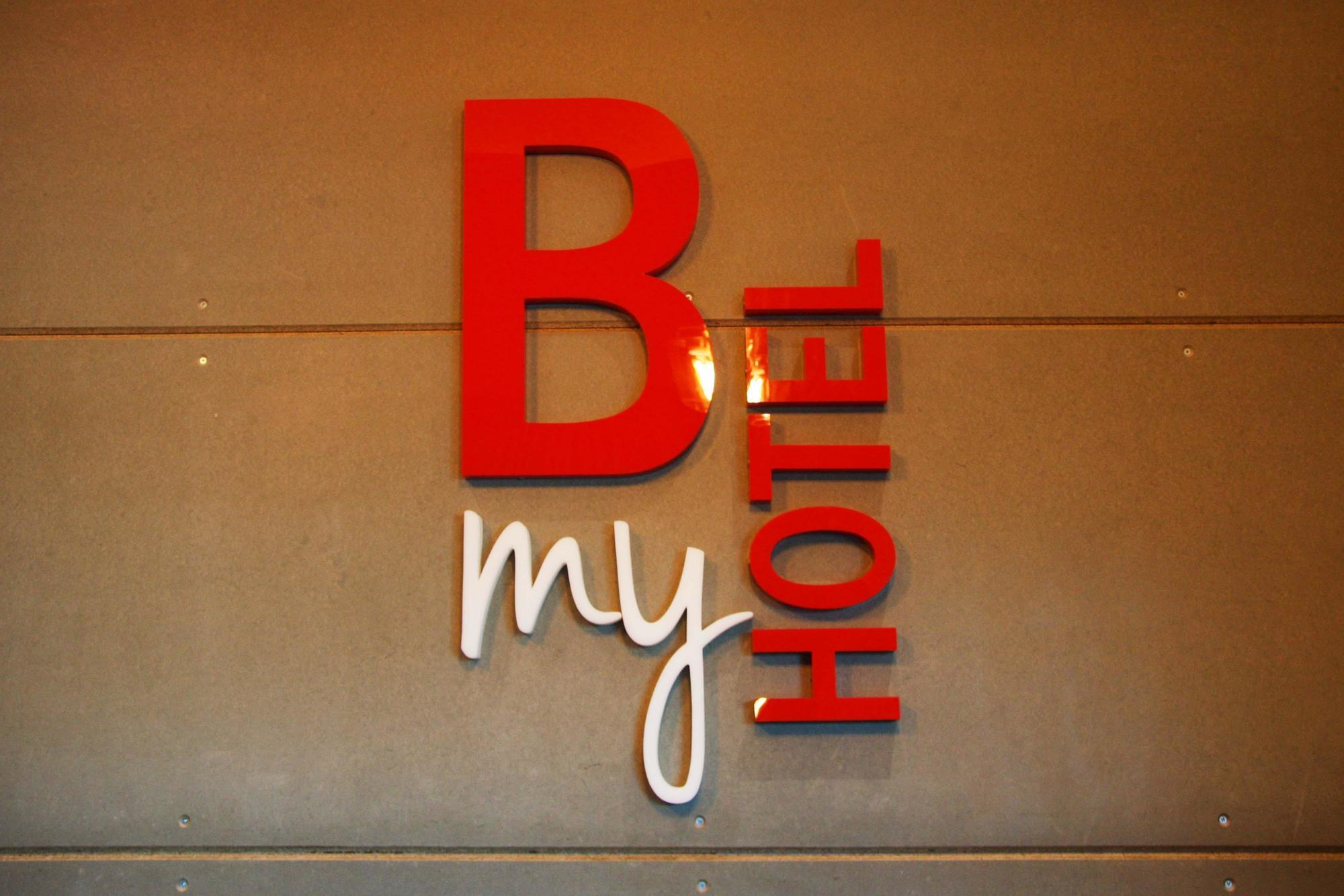 B My Hotel Тихуана Экстерьер фото