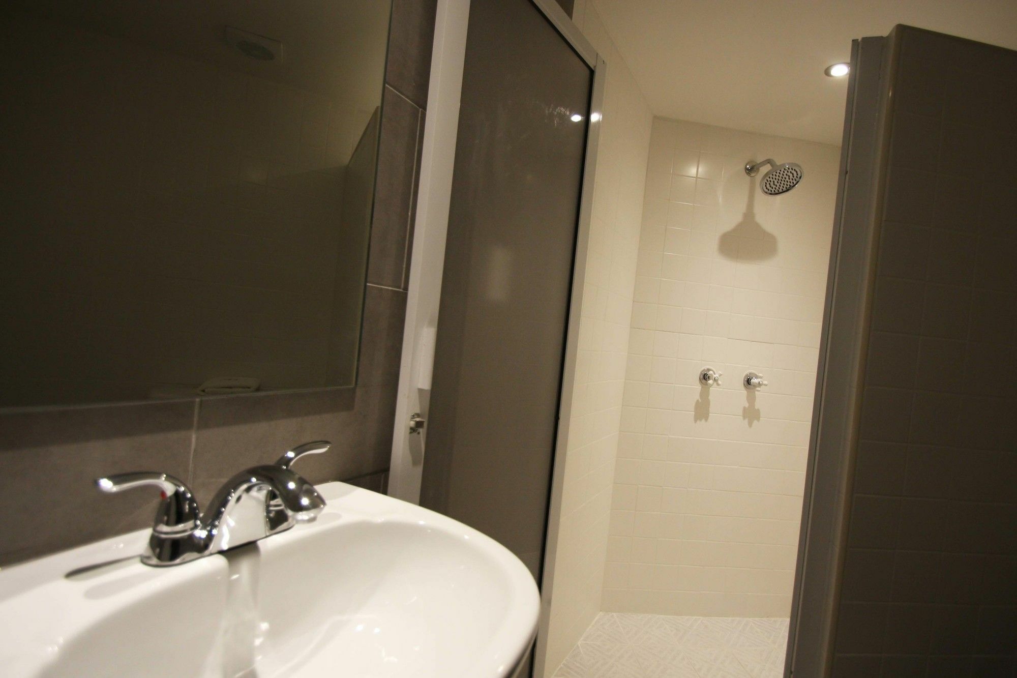 B My Hotel Тихуана Экстерьер фото