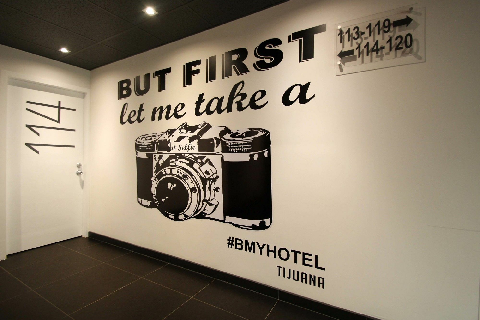 B My Hotel Тихуана Экстерьер фото