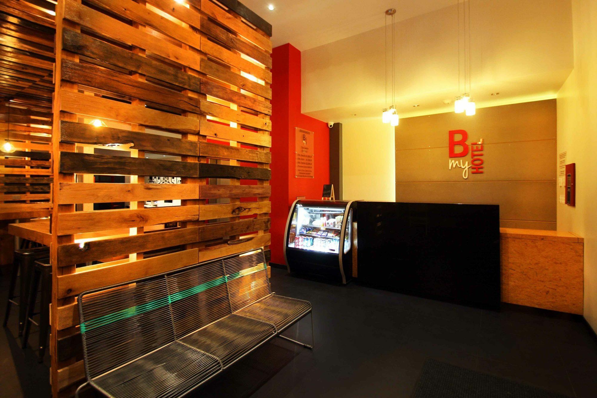 B My Hotel Тихуана Экстерьер фото