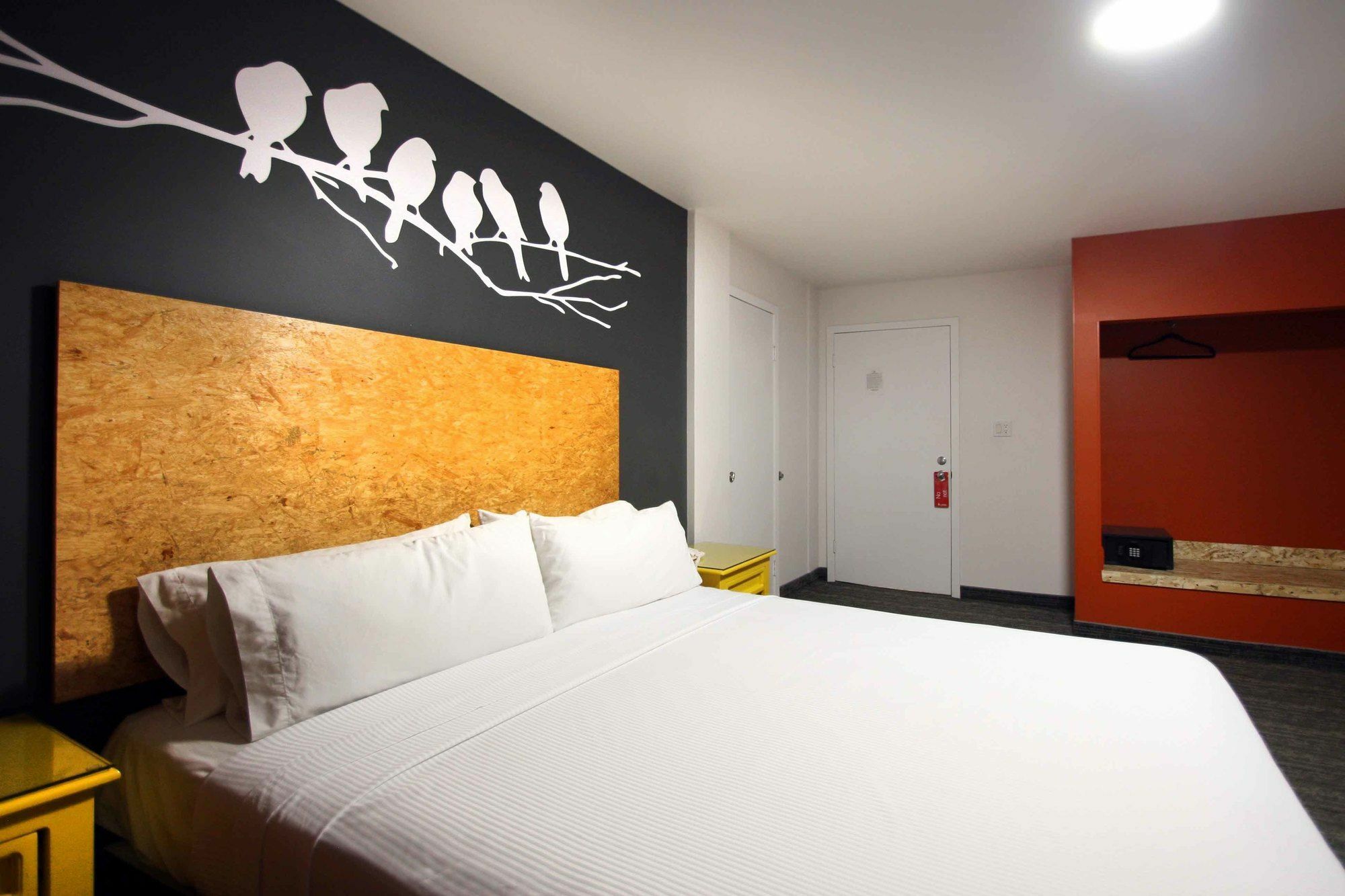 B My Hotel Тихуана Экстерьер фото